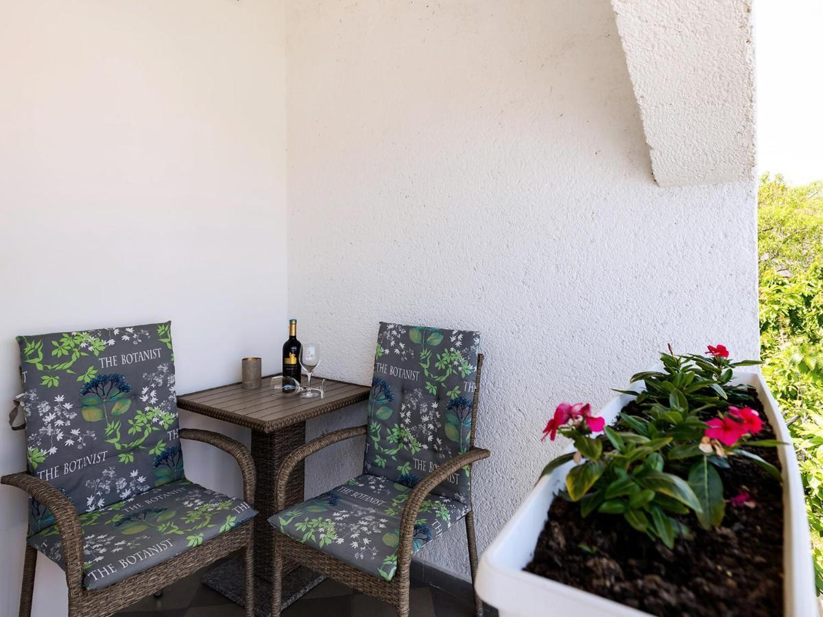 Apartment Manuel Porec Exterior photo